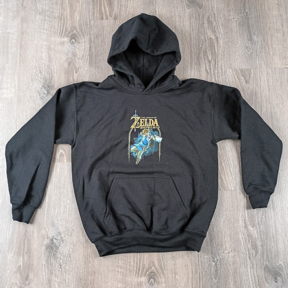 Boy's Nintendo Legend of Zelda Breath of the Wild Arch Pull Over Hoodie M Black
